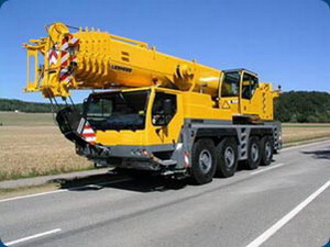   :   - LIEBHERR LTM 1220-5.1